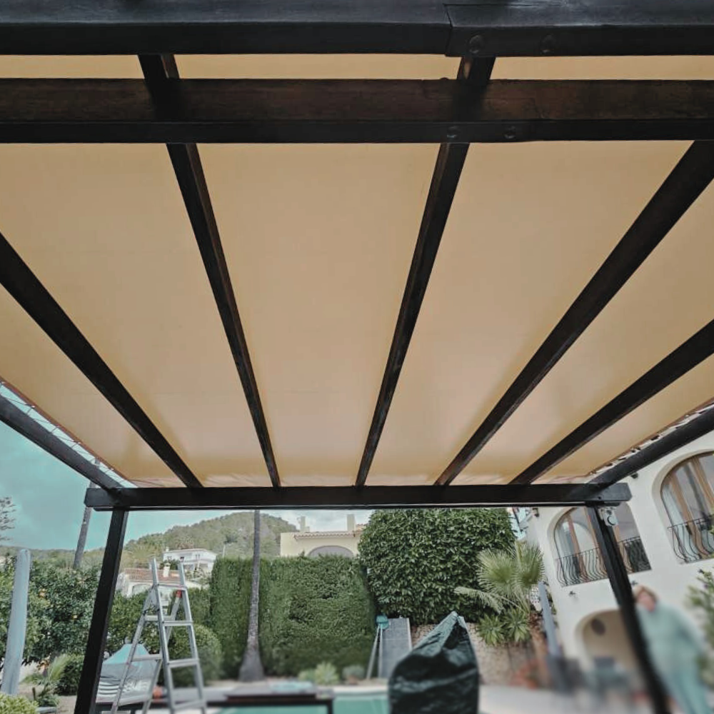 Pergola en bâche